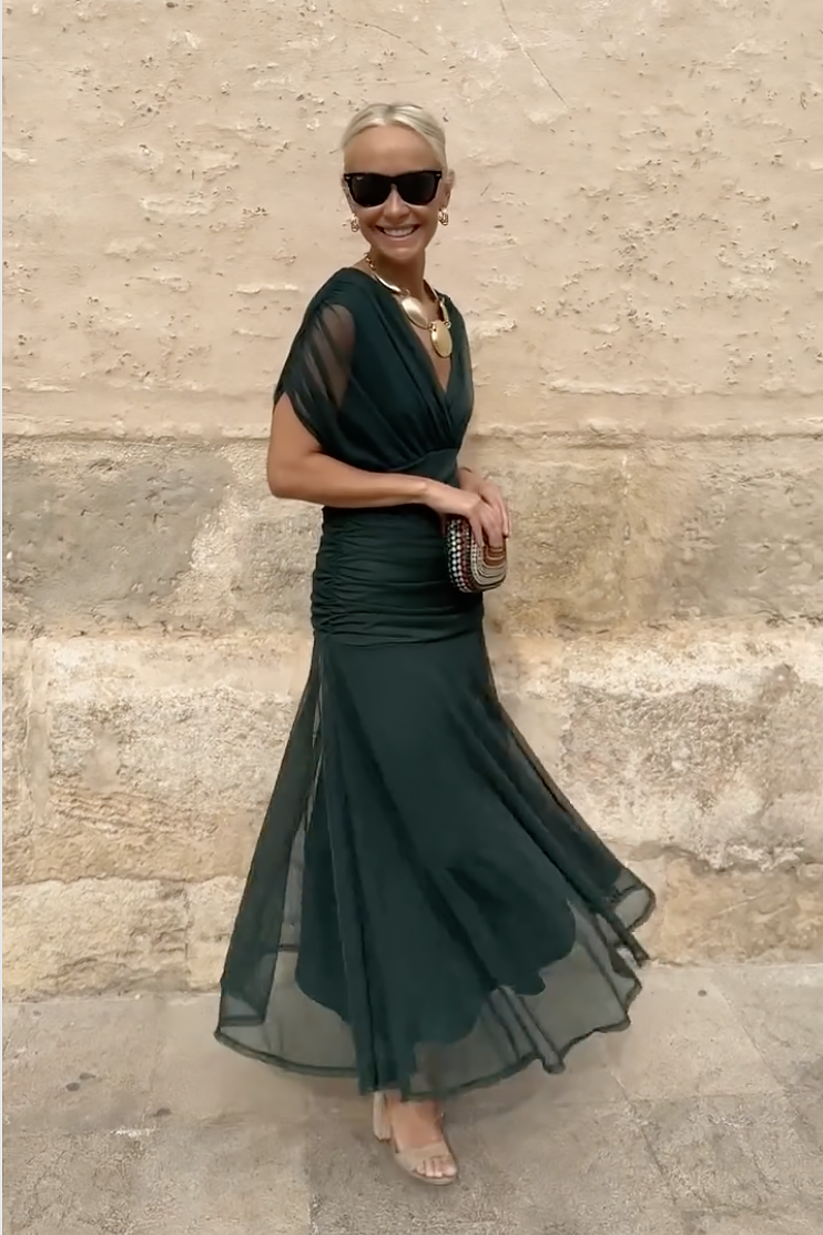Victoire — Robe maxi de fête élégante à col V