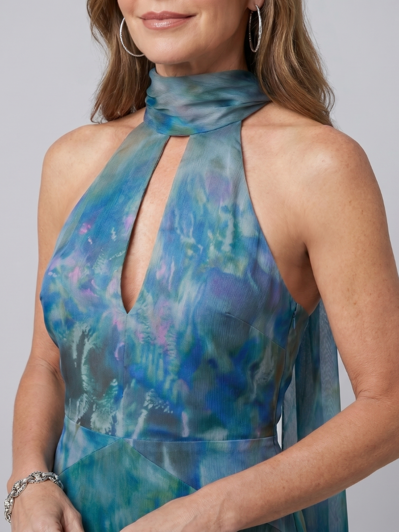 Marie | Robe Maxi Sans Manches à Col Halter avec Découpe