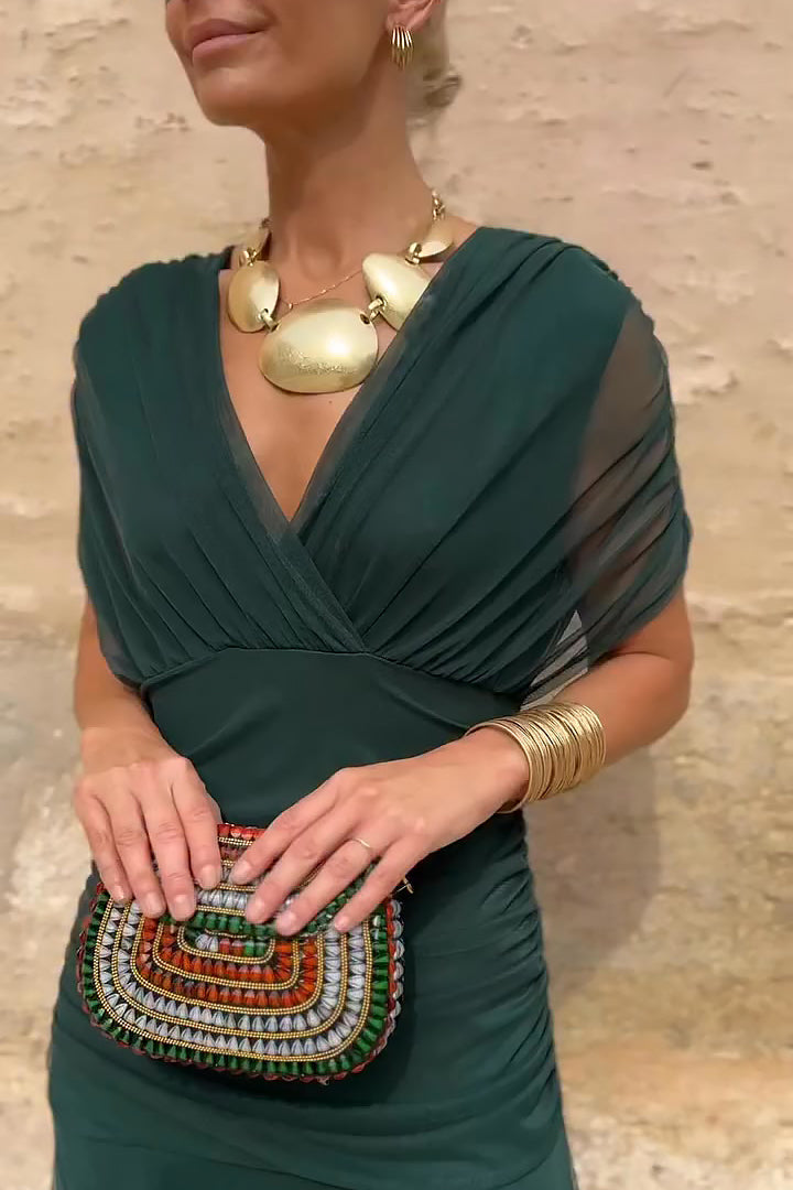 Victoire — Robe maxi de fête élégante à col V